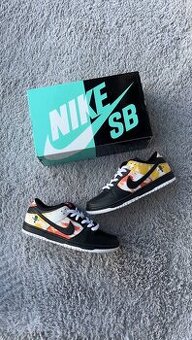 Nike SB Dunk Low Raygun Tie-Dye Black