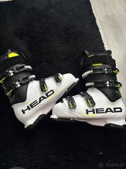 Prodej lyžařských bot head