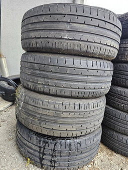 Falken Letní 215/50 R18