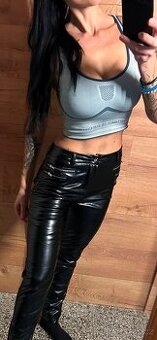 ITALY KRÁSNÉ STYLOVÉ KALHOTY ALÁ LATEX 38_40💪🏽🌺