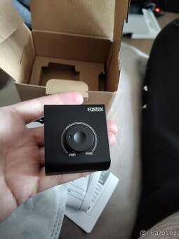 Fostex PC-1 -Ovládání hlasitosti