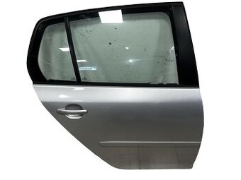 Pravé zadní dveře stříbrná metalíza LA7W VW Golf 5 2009