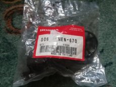 Stupačka na motorku Honda 50616 MEN-670