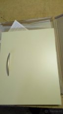 NOVÁ kuchyňská dvířka z lamina, 4 kusy