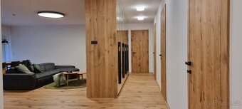 Montáž interiérových dveří/podlah - 1