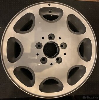 alu nový Mercedes-Benz w124 orig. r15 1ks