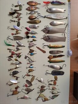 Retro rybářské nástrahy
