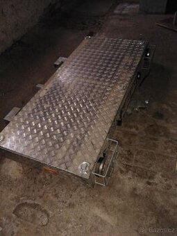 Nosič motocyklů, kol na americký závěs