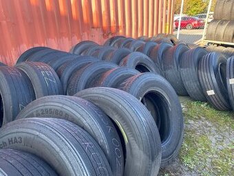 Nákladní pneumatiky 295,315,385