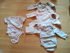 Oblečení pro dítě od 0 do cca 18 měsíců