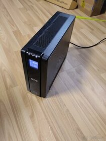 Záložní zdroj APC Back-UPS Pro 1500 - 1