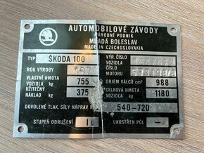 Výrobní štítek Škoda 100