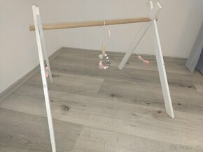 Dřevěná hrazdička pro miminko - 1