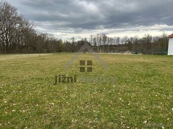 Stavební pozemek 4.579 m2 v obci Přeseky, Třeboň