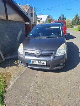 Toyota corolla verso 2,2 diesel,r.v. 2009