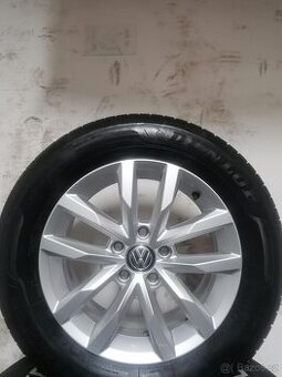 215/60/16 Dunlop