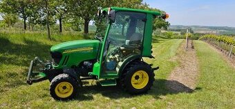Traktor John Deere 2320