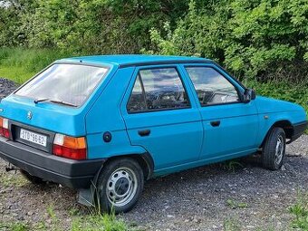 Škoda Favorit 135
