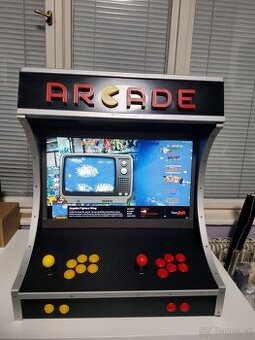 Arcade automat pro retro hraní