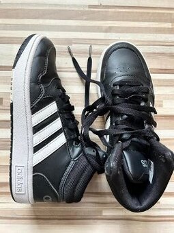Adidas kotníkové tenisky PC 1300 kč