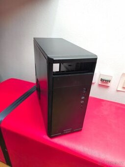 Použitá PC bedna Fracatl Design Core 1100