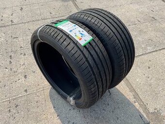 2x nové letní pneu 235/40R19 GoodRide Solmax DOT 24