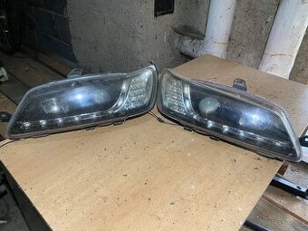 Peugeot 306 predni svetla