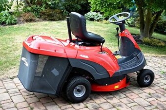 Zahradní rider XF 140 HD