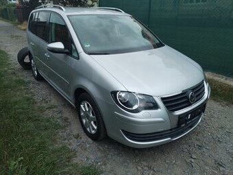 Vw Tourana 1.9 Tdi 77kw 7 MÍST,6KVALT,SERVISKA