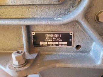 kombinovaný stroj MS 250