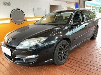 Renault Laguna III 2.0dCi 127kW 4Control - automat - tažné