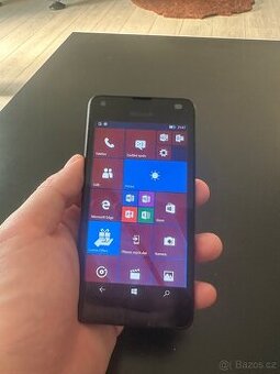 Microsoft Lumia 550