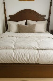 Luxusní manželská postel