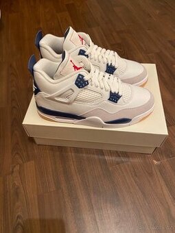 Jordan 4 SB Navy 42,5