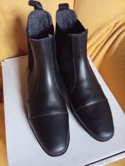 zimní kožená perka, vel.42/8 černá NOVÁ, zn.HKM