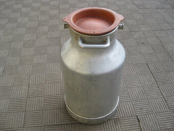 Hliníková konev 25 litrů