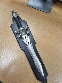 Meč/dýka s lebkou a podkladovou deskou