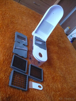 Multifunkční struhadlo.