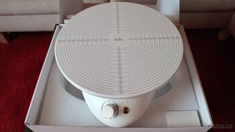 Elektrický otočný stojan na dort