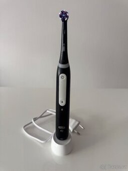 Nabíječka na zibní kartáček Oral-B