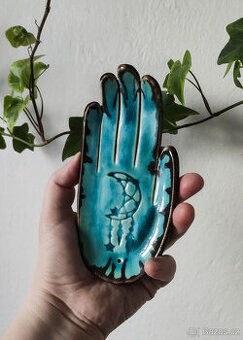 Keramický aroma stojánek / držák na vonné tyčinky ve tvaru d