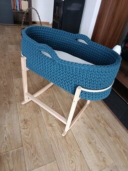 Háčkovaný Mojžíšův koš