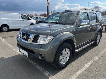 Pathfinder 2.5 SE dCi, M/T, 4WD