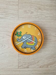 Dětské hodiny, oranžové se slonem