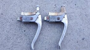 Náhradní díly na kolo Favorit a Eska