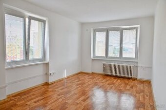 Pronájem bytu 2+1, 55m2,ul.M.Švabinského, Most