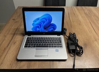 UltraBook HP EliteBook 820 G3 NOVÁ Baterie-i5-RAM 8GB-SSD