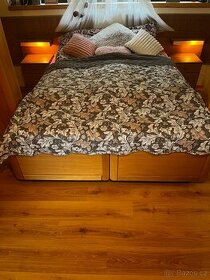 Prodám masivní  manželskou postel 160x200 - 1