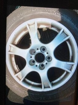 Alu kola Ford