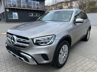 Mercedes Benz GLC 300de 4M model 2022 - odpočet DPH